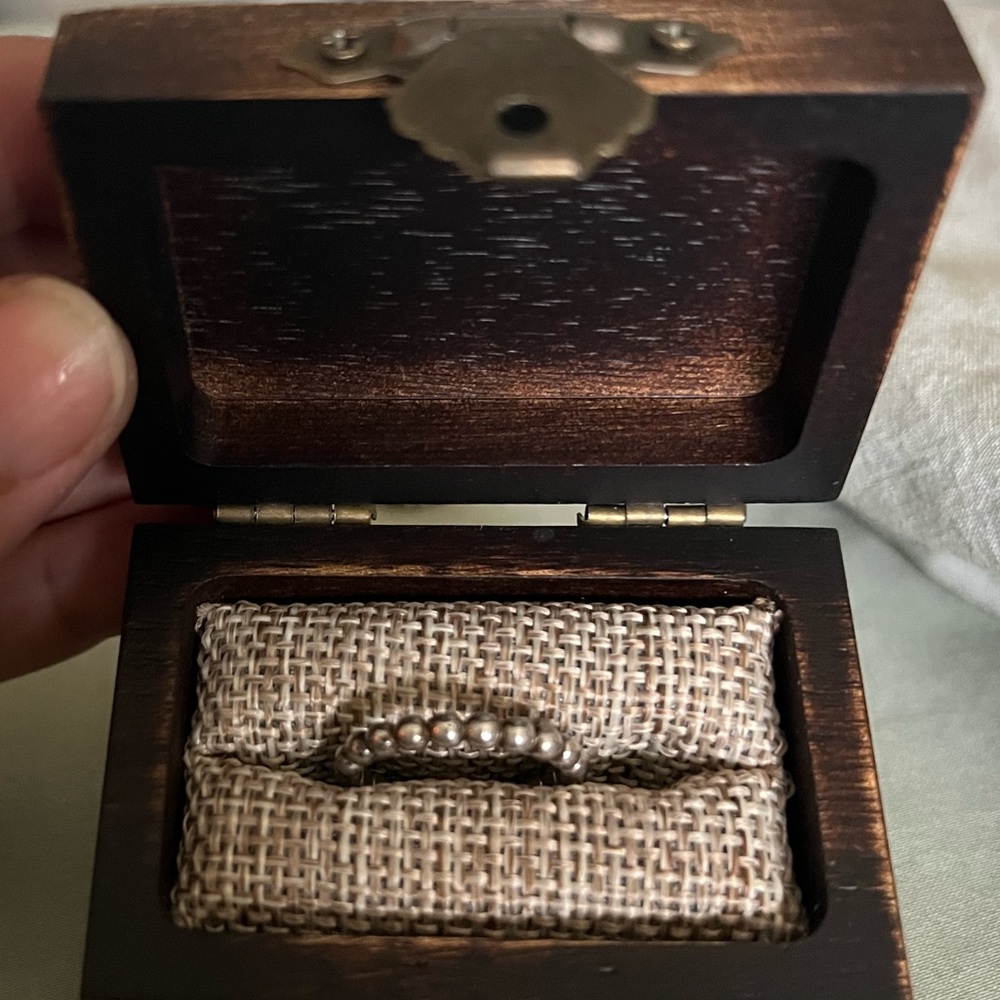Tiffany & Co. Sterling Silver Ziegfeld Bead Beaded Hardwear Band Ring Size 5.5